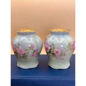Vintage Bavarian Artist signedhand-painted Roses porcelain salt/pepper shakers